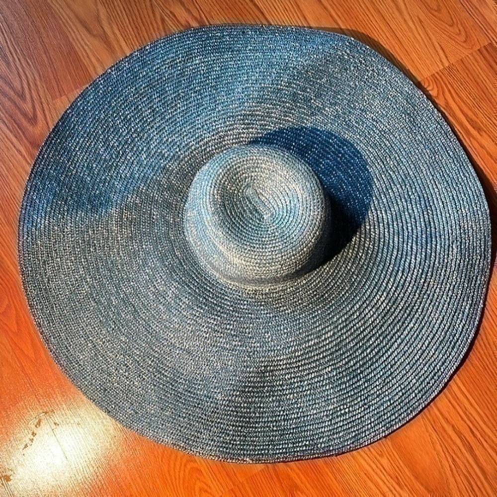 Anthropologie Oversized Floppy Hat. NWT